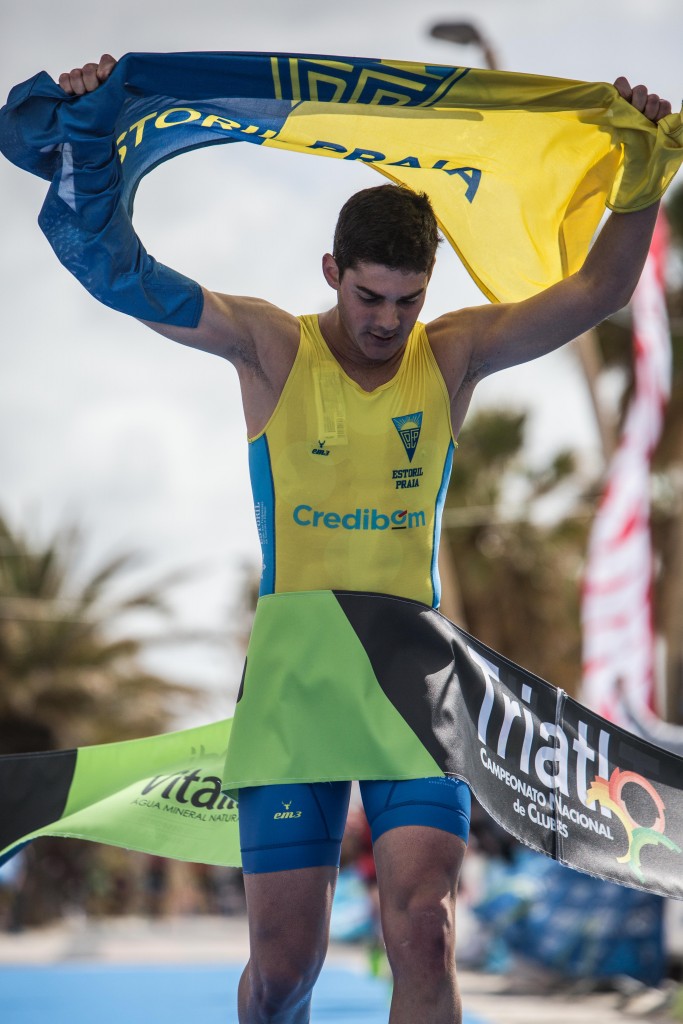 João Ferreira venceu em absolutos, no seu escalão e por clubes