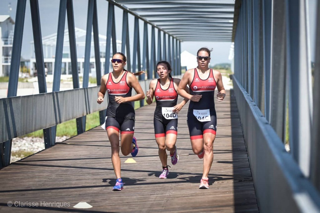  OutSystems Olímpico de Oeiras 'perdeu' Andreia Ferrum para um furo, mas a triatleta quis terminar a prova